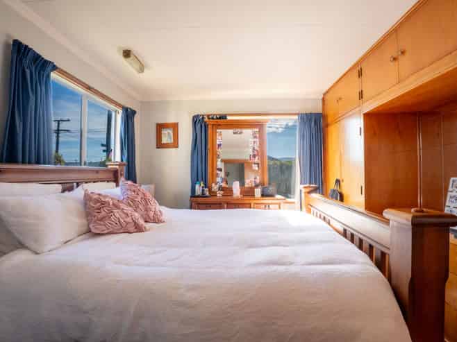 15 De Carle Street, SAINT KILDA