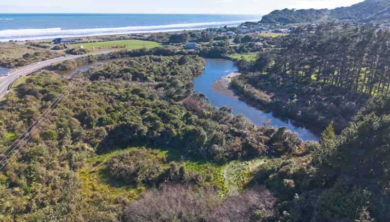 980 State Highway 6, Rapahoe