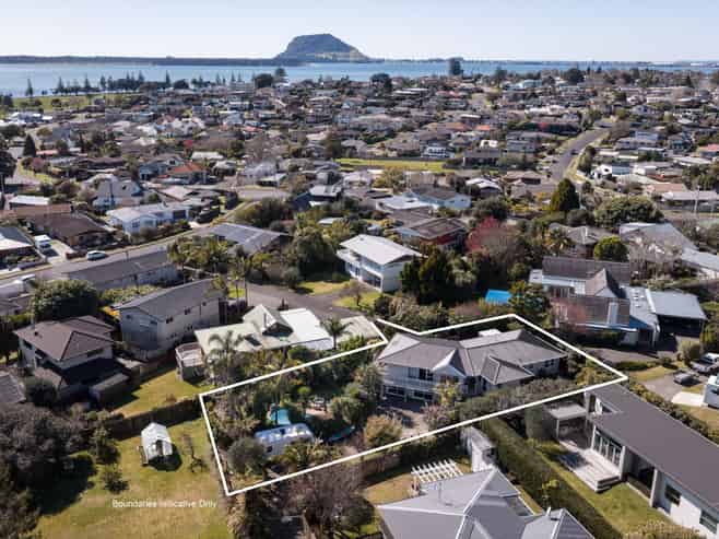 67 Smiths Road, Matua