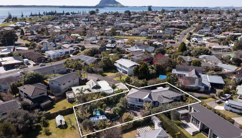 67 Smiths Road, Matua