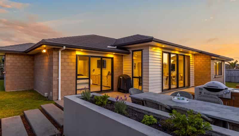 10 Taranui Way, PARAPARAUMU BEACH