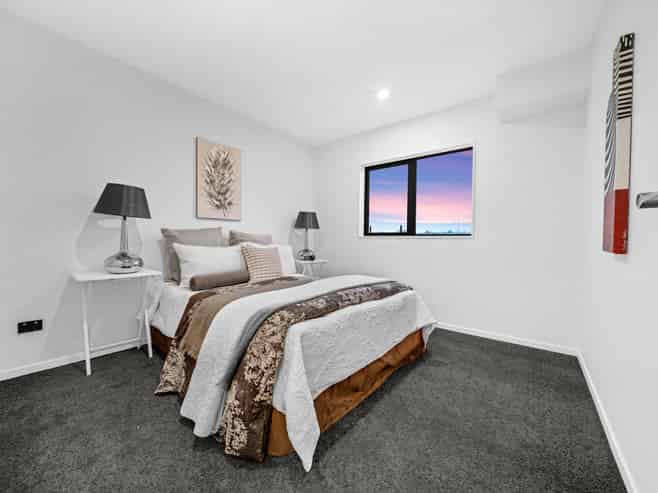 8D Von Sturmer Street, Mangere East