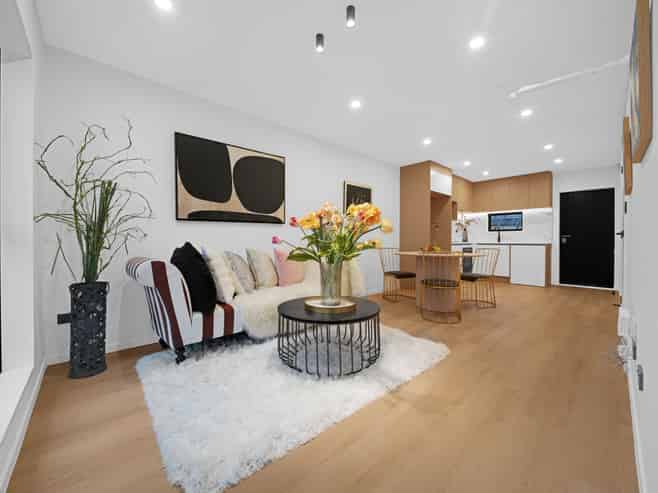 8E Von Sturmer Street, Mangere East