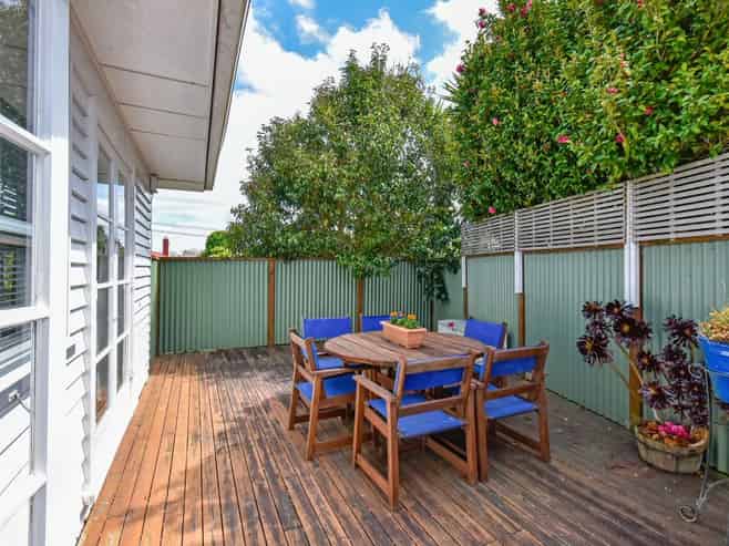 2 Valentine Street, Papakura