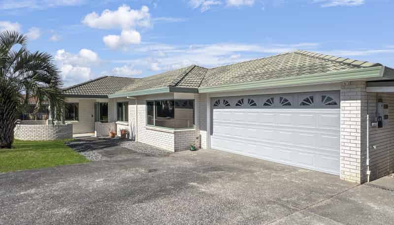53 Kath Hopper Court, Orewa
