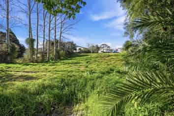 71 Awaroa Road, Helensville