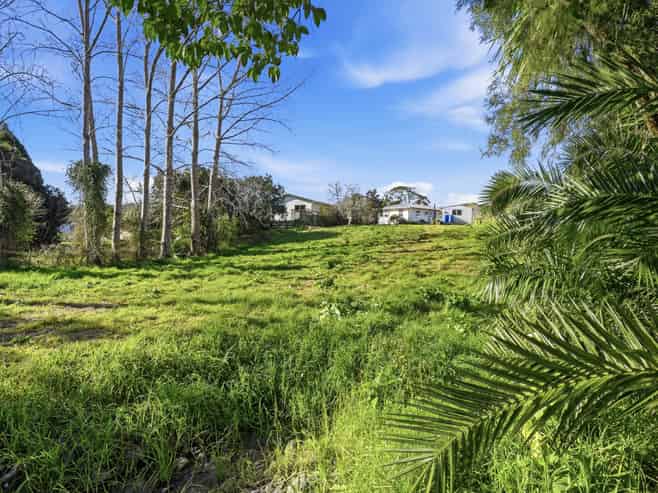 71 Awaroa Road, Helensville