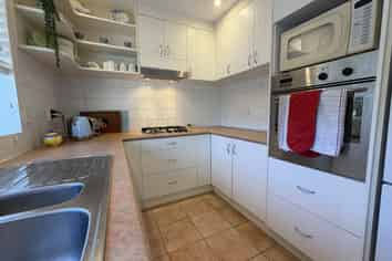 Villa 8/4B The Esplanade, Tairua