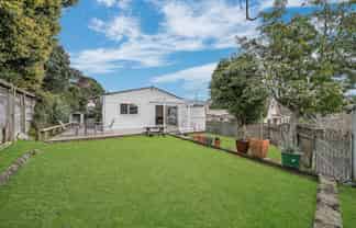 2/125 Beach Haven Road, Beach Haven
