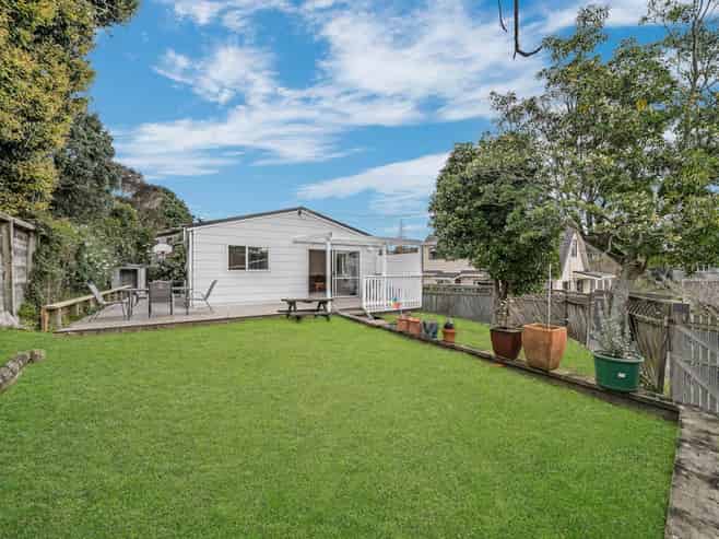 2/125 Beach Haven Road, Beach Haven