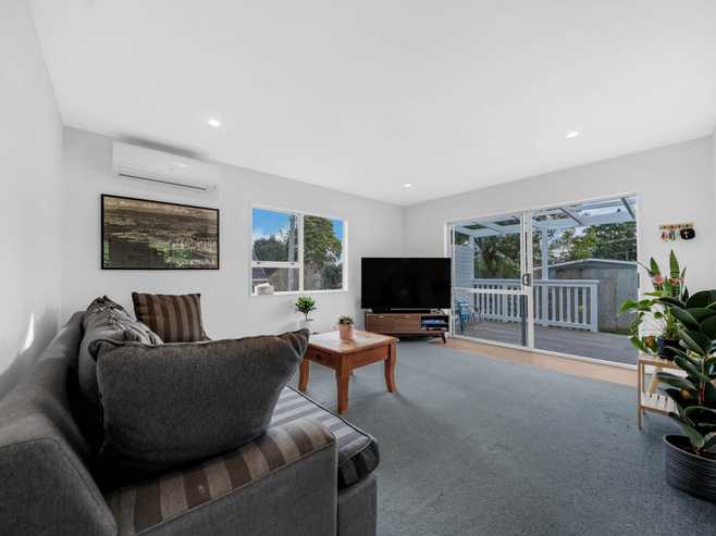 2/125 Beach Haven Road, Beach Haven