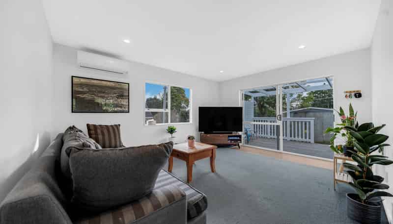 2/125 Beach Haven Road, Beach Haven