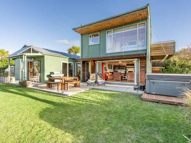1440 Coast Road, Karitane