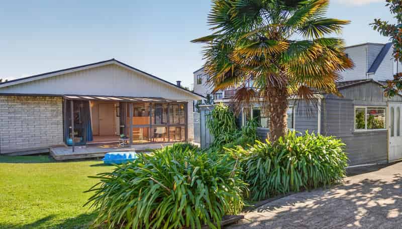 2/7 Pomelo Road, TE ATATU SOUTH