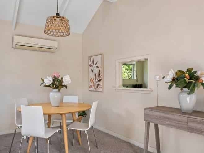 59A Bryndwr Road, Bryndwr