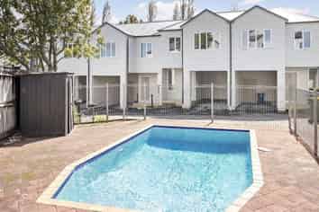 3/30 John Jennings Drive, Oteha