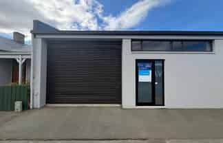 Very Tidy Industrial Warehouse for Lease