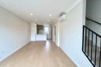 10 Park Green Avenue, Rosehill