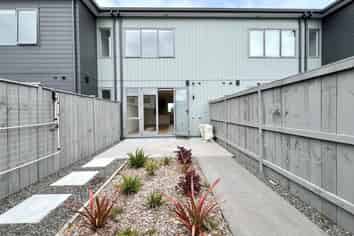 10 Park Green Avenue, Rosehill