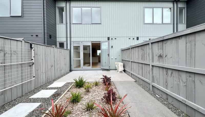10 Park Green Avenue, Rosehill