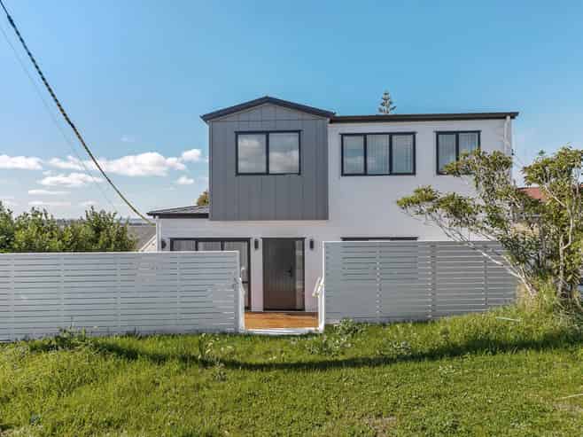127 Glengarry Road, Glen Eden