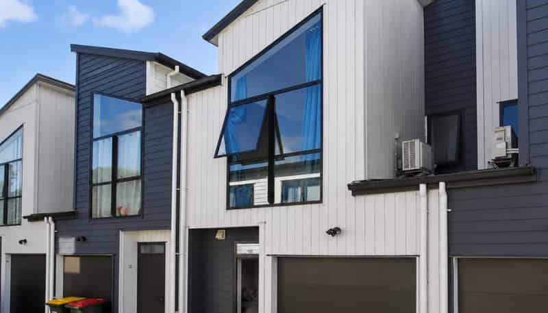 10 Pasla Close, Papakura