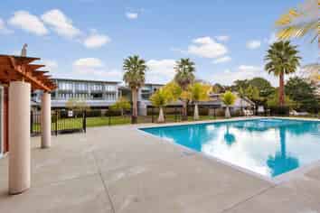 14b/30 Westward Ho, Glen Eden