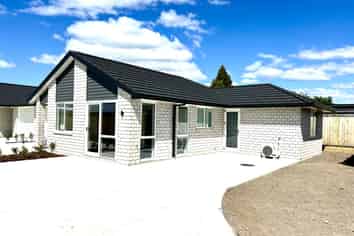 17A Tui Road, Western Heights