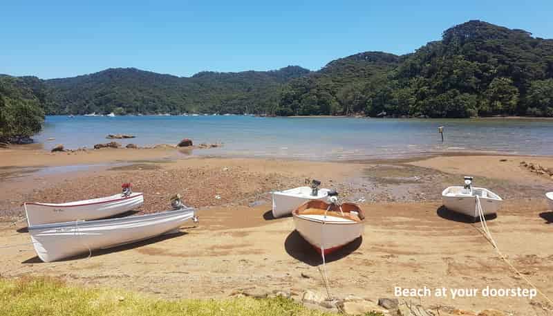 7 Harpoon Hill, Great Barrier Island (Aotea Island)