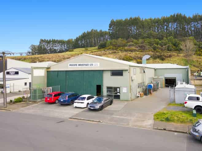 Functional Freehold Purchase Opportunity