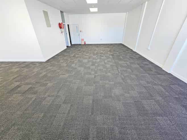 SPACIOUS AND SUNLIT OFFICE ON CAMERON STREET
