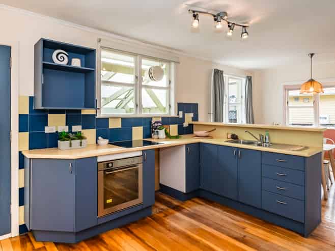 53 Gray Avenue, Paraparaumu Beach