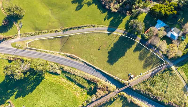 100 Newman Road, Eketahuna