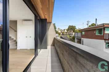 4/37 Bay Street, Red Beach