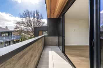 4/37 Bay Street, Red Beach