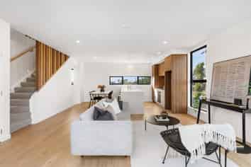 3/37 Bay Street, Red Beach