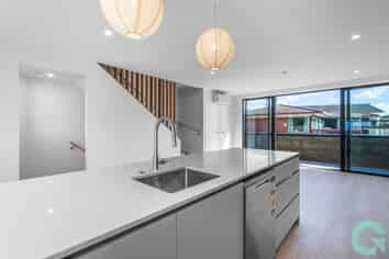3/37 Bay Street, Red Beach
