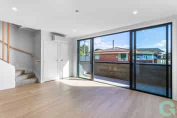 3/37 Bay Street, Red Beach