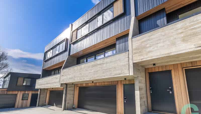 3/37 Bay Street, Red Beach