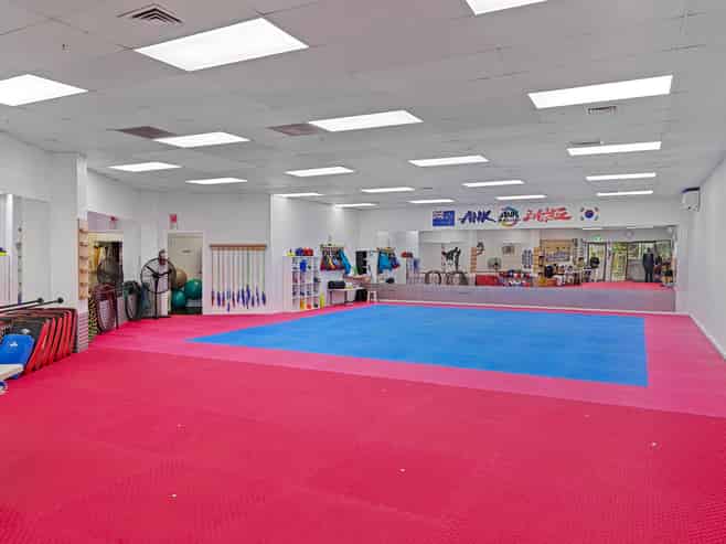 Versatile Retail Offering - Sale/Lease