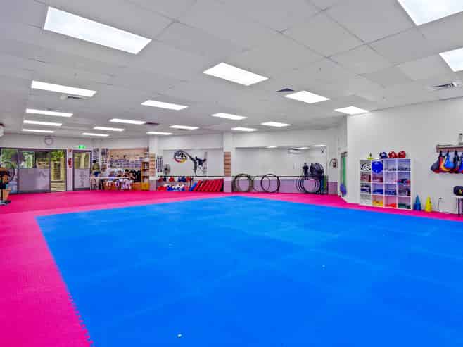 Versatile Retail Offering - Sale/Lease