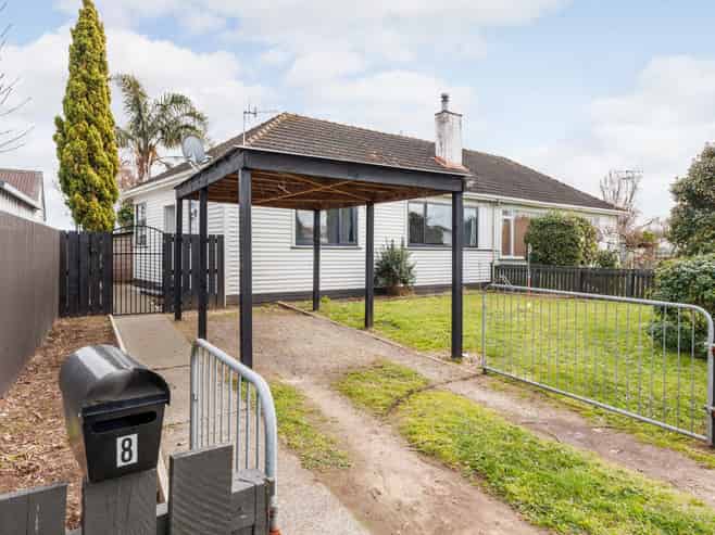 8 Johnston Street, Foxton
