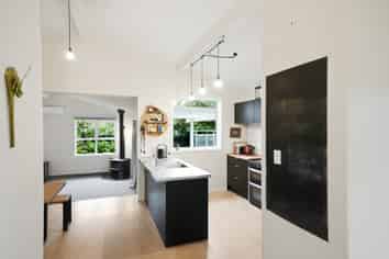 147A  Main Road, Clive
