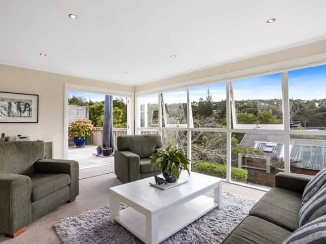 15 West Lynn Road, Titirangi