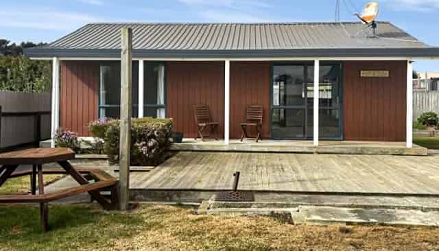 37 Ruanui street, Himatangi Beach