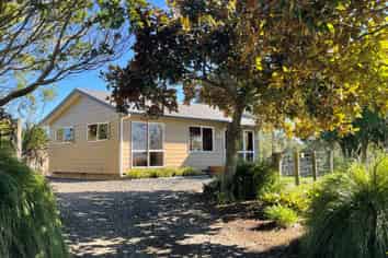 499 Clark and Denize Road, Pukekawa