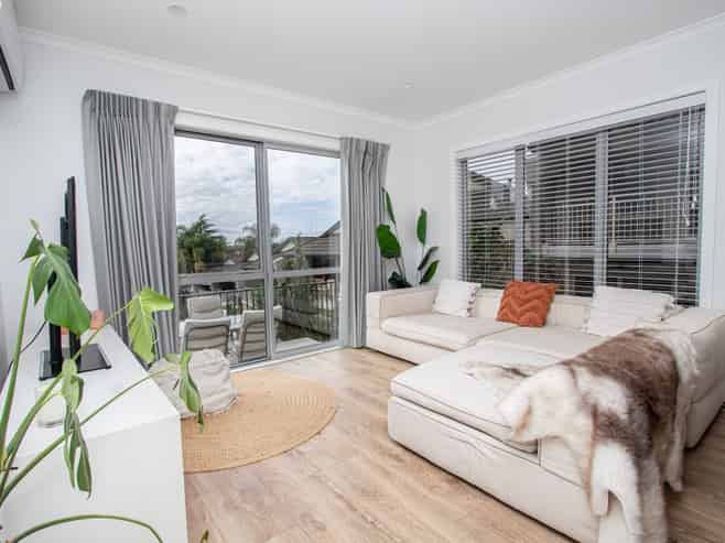 17/19 Ruakiwi Road, Hamilton Lake