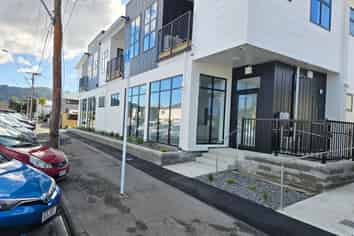 Brand New Waterloo Office Showroom Units