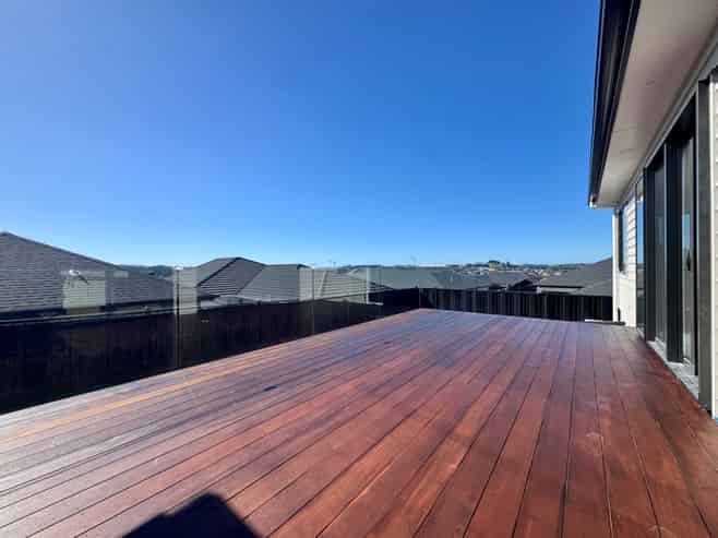 6 Lambert Road, Milldale