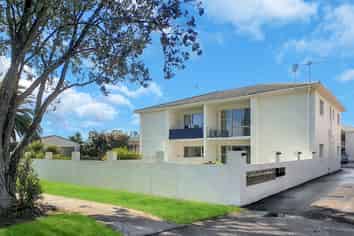 3/15 Queen Mary Avenue, New Lynn
